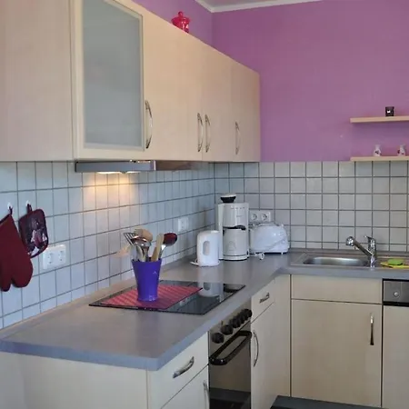 Vakantiehuis Ground-floor In Mueritz